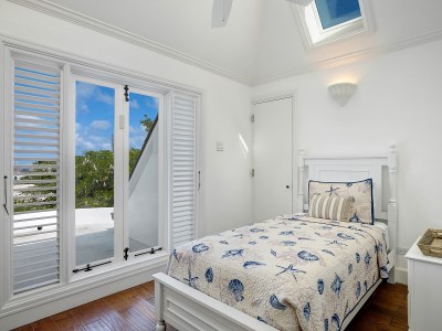 PHOTO-2018-09-07-08-35-26